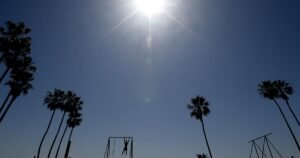 Read more about the article Why an electric fan can make you hotter in extreme heat — and what to do instead