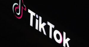 Read more about the article TikTok to close Nashville office, lay off 250 employees