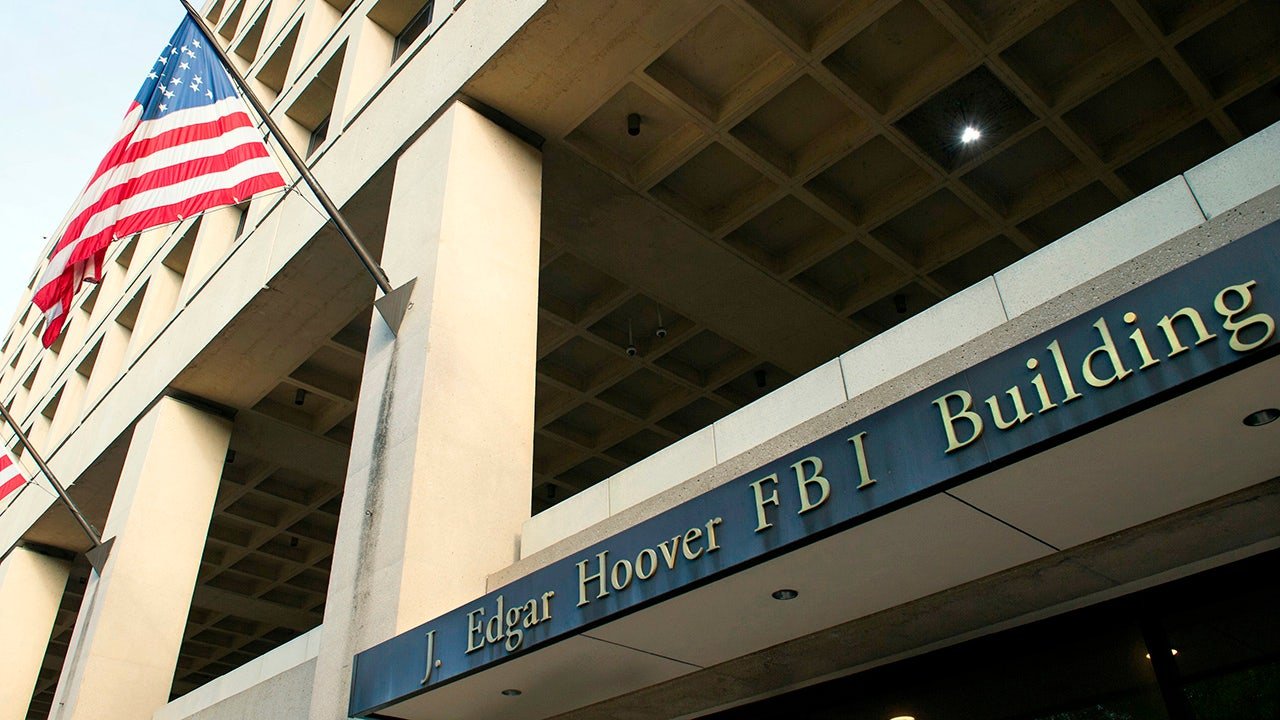 You are currently viewing FBI headquarters move to Ronald Reagan Building blocked by judge