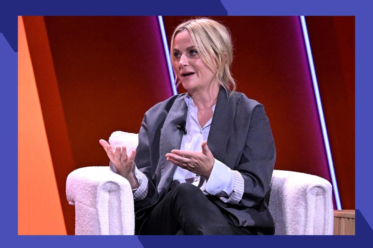 You are currently viewing How much are tickets to see Amy Poehler’s ‘Good Hang’ podcast in NYC?