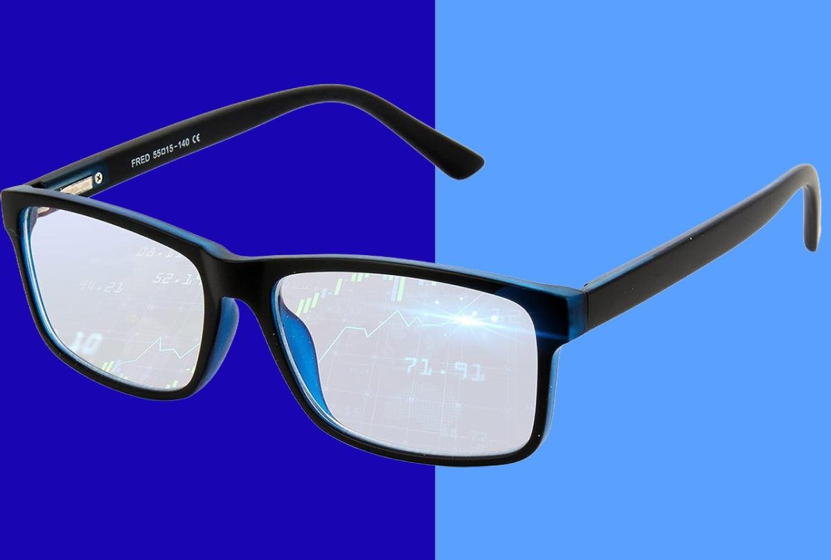 You are currently viewing Say goodbye to back-to-school headaches: These blue light glasses put eye strain to bed