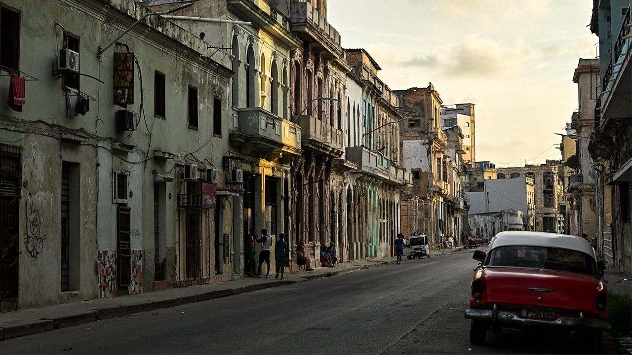 You are currently viewing Cuba suffers power failure as US Embassy Havana warns Americans of disruptions