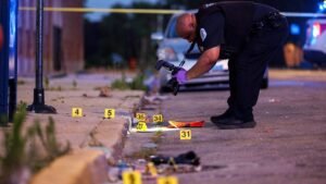 Read more about the article Chicago detective says National Guard could mirror Memphis crime drop