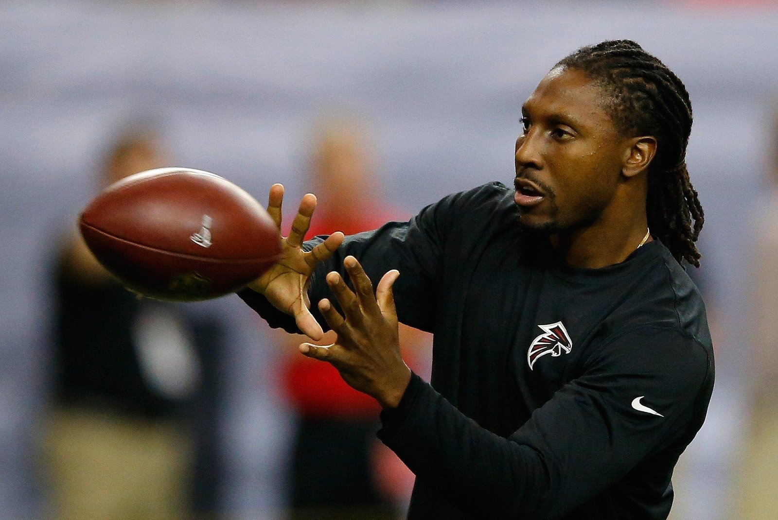 You are currently viewing Roddy White questions 49ers’ handling of Brandon Aiyuk amid uncertain future