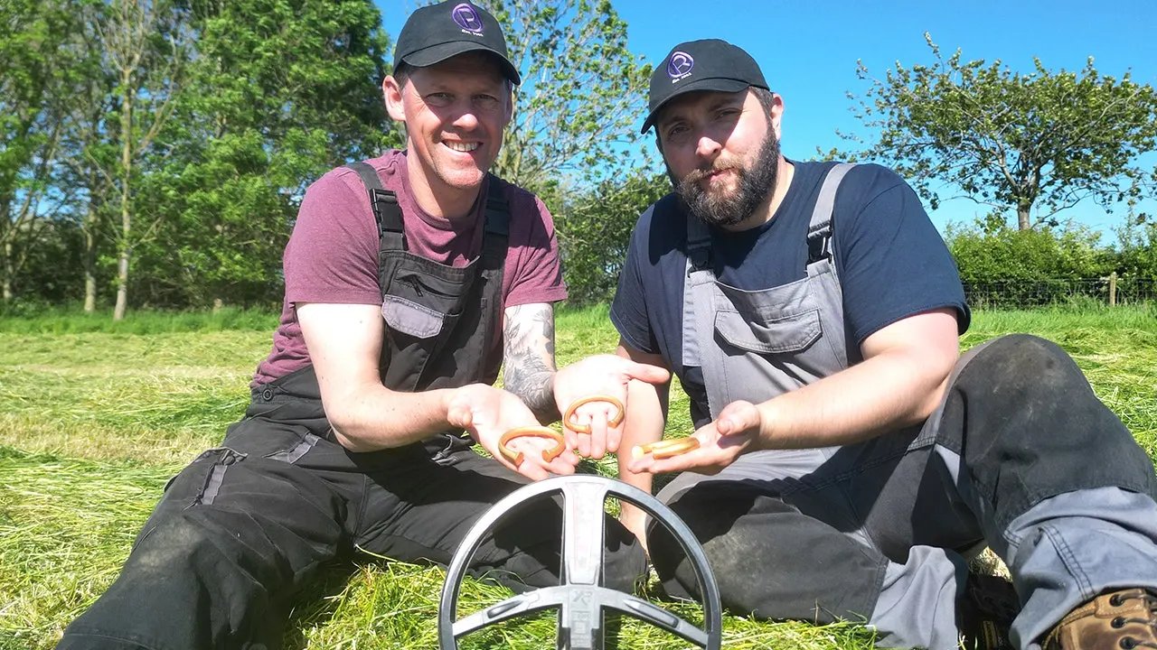 You are currently viewing Two metal detectorists found three Bronze Age gold torcs near Carlisle