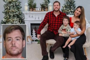 Read more about the article Texas father accused of killing estranged wife while children were home left eerie clue on shirt