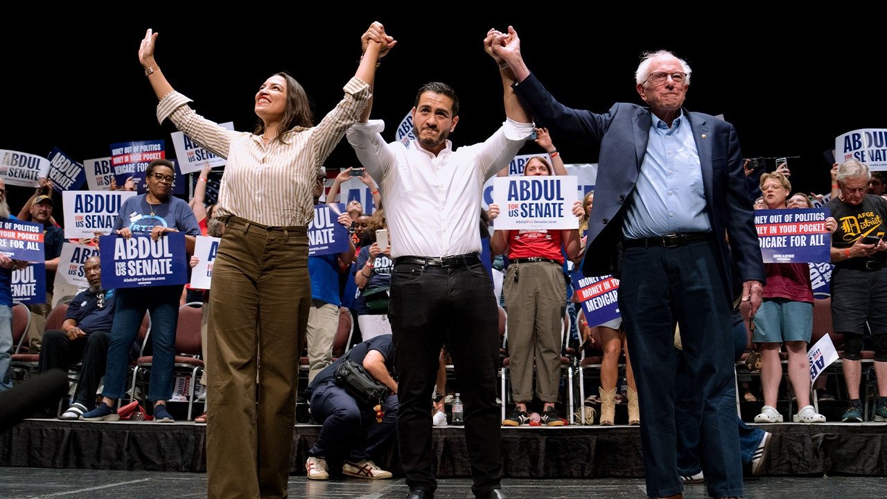 You are currently viewing Mike Johnson warns of communism as DSA wins rock Democratic Party