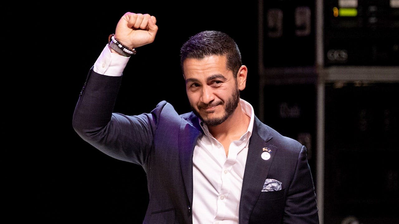 You are currently viewing Michael LaRosa refuses to back El-Sayed over 9/11 extremist rhetoric