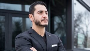 Read more about the article WATCH: Detroit voters react to rise of Abdul El-Sayed to Democratic nomination