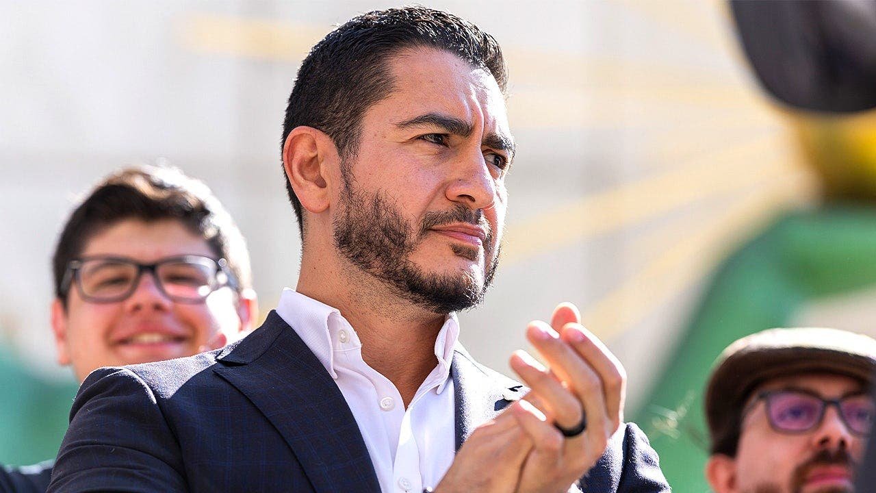 You are currently viewing Abdul El-Sayed’s ‘safe quarter’ remark sparks backlash after primary