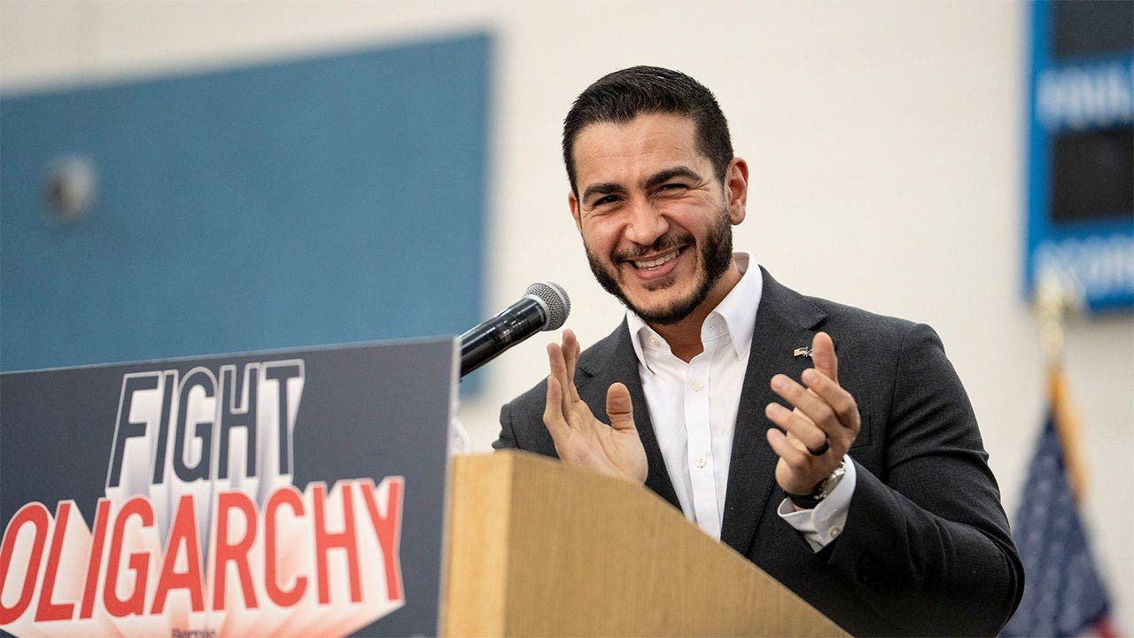 You are currently viewing Abdul El-Sayed wife refuses Medicare despite his Medicare for All push
