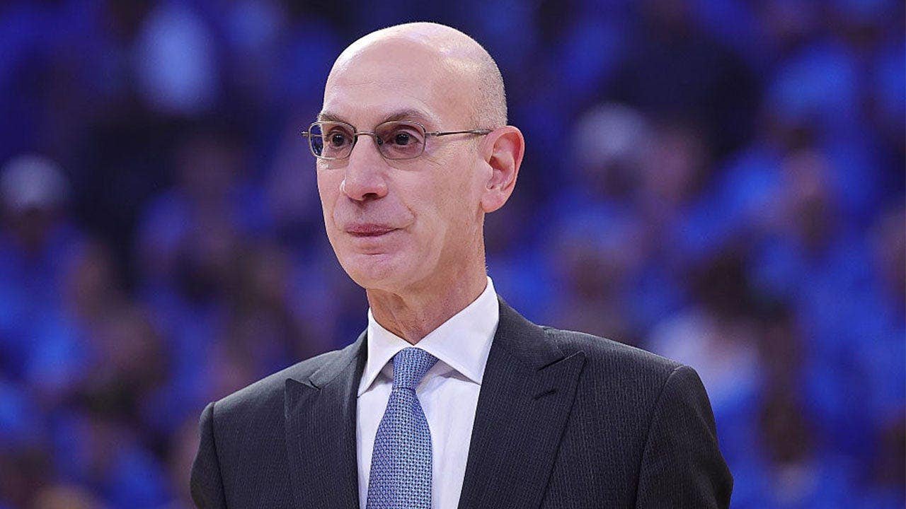 You are currently viewing NBA blasts ESPN report saying no evidence Ballmer funneled money to Kawhi Leonard in Clippers probe