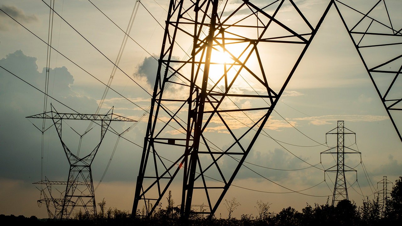 You are currently viewing China’s inverters could trigger US power grid blackouts, experts warn