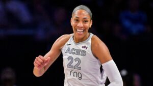 Read more about the article Las Vegas Aces host Fever with Clark, Boston as game-time decisions