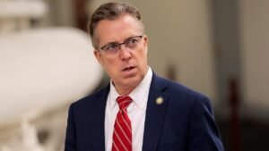 Read more about the article Trump-backed incumbent ousted as GOP redraw reshapes battle for House