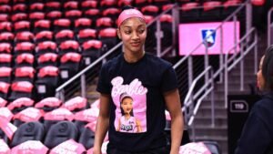 Read more about the article Angel Reese got a Barbie doll, signature shoe and WNBA theme night, then played victim again