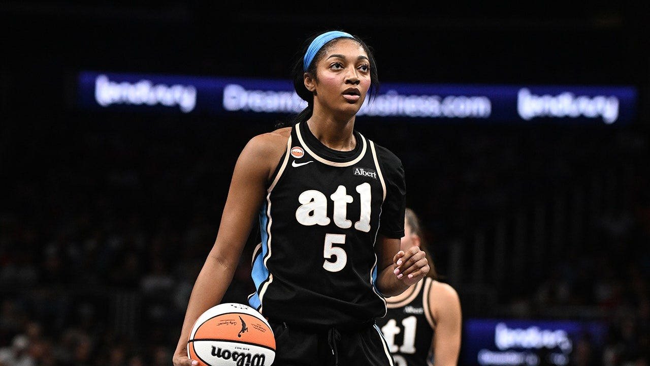 You are currently viewing Angel Reese admits she was ‘playing like s—‘ before helping Dream build halftime lead over Fever