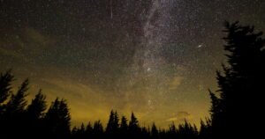 Read more about the article How to spot the Perseid meteor shower, a summer light show that promises to dazzle