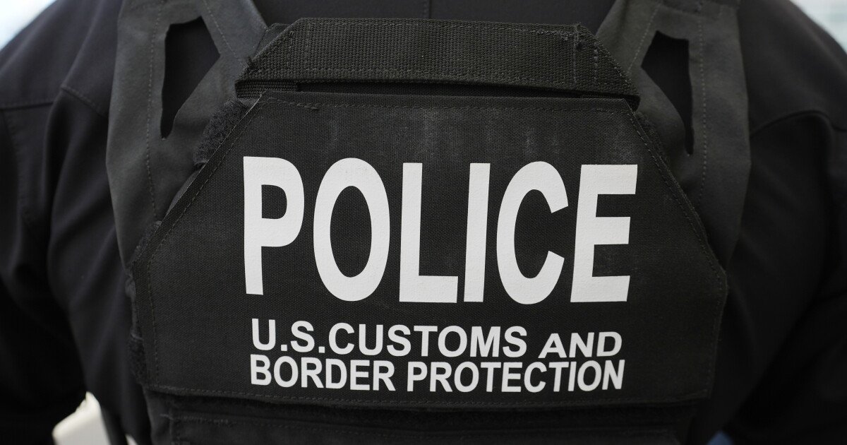 You are currently viewing San Diego supervisors seek to bar ICE from county firearms training facilities