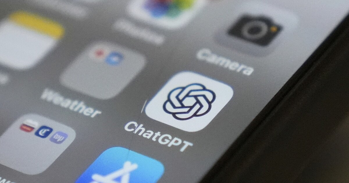 You are currently viewing AI chatbots are offering financial advice. Should you trust them?
