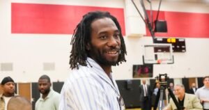 Read more about the article Kawhi Leonard tied to secret sponsorship deal with scoreboard maker