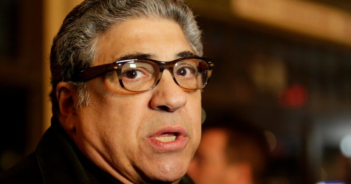 You are currently viewing ‘Sopranos’ actor Vincent Pastore, known for playing mobsters and tough guys, dead at 80