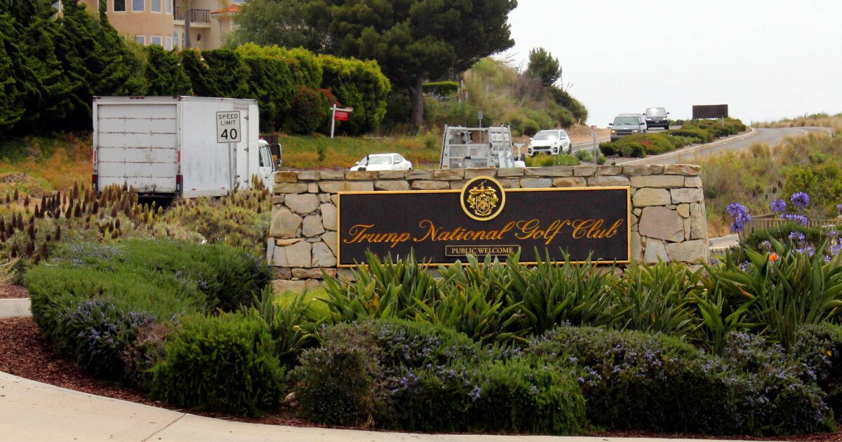 You are currently viewing Authorities arrested a man with ammo and apparently monitoring security at Trump golf course near LA