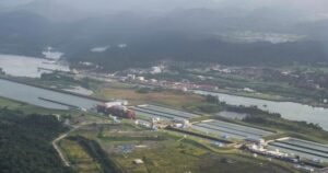 Read more about the article Mexico pitches a ‘dry canal’ land corridor as alternatives to troubled waterways