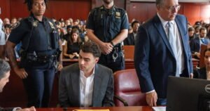 Read more about the article Mangione could plead guilty in federal case ahead of NY murder trial