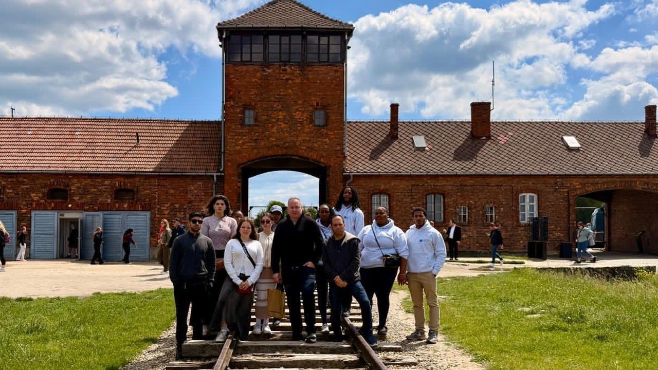 You are currently viewing Auschwitz trip unites Black and Jewish students in fight against bias