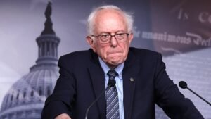 Read more about the article Sanders calls on Democratic leaders to ban super PACs from party primaries