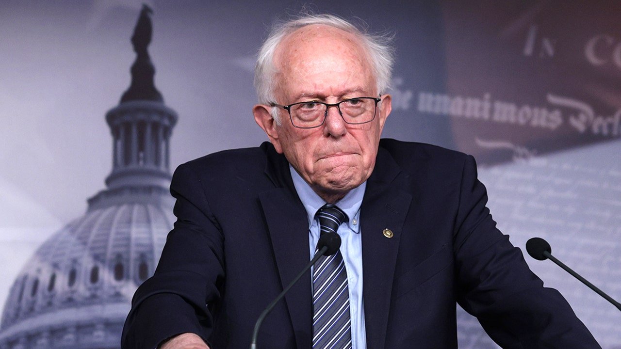 You are currently viewing Sanders calls on Democratic leaders to ban super PACs from party primaries