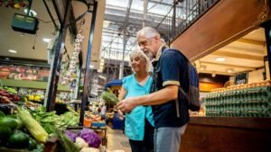 Read more about the article Self-checkout tops list of grocery store frustrations for boomers