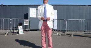Read more about the article Reform UK’s Nigel Farage beats a slate of fringe candidates in election boycotted by major parties