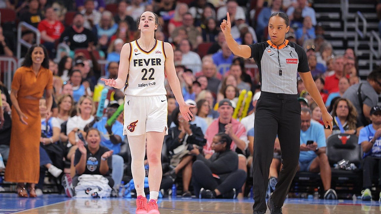 You are currently viewing WNBA walks back Caitlin Clark technical foul, sparing Fever star from suspension