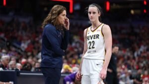 Read more about the article Caitlin Clark felt ‘sick’ hearing Fever fans boo head coach Stephanie White following her pregame rant
