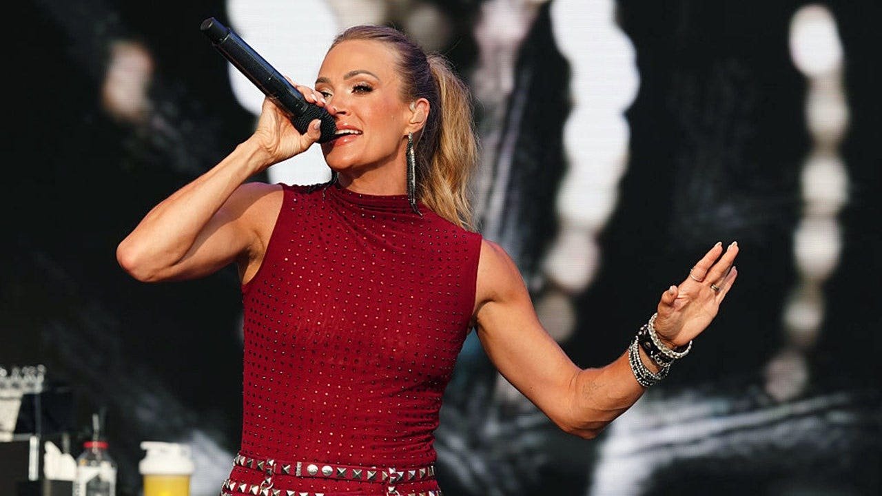 You are currently viewing Carrie Underwood is back for SNF, Angel Reese celebrates Barbie Night & NFL WAGs are training-camp ready