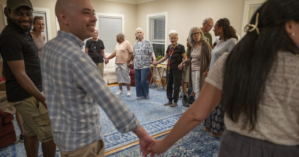 You are currently viewing Living with nuns: Priced out of D.C., young women found low rent with unlikely roommates