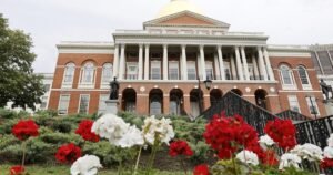 Read more about the article Massachusetts is close to giving doctors the final word on whether to perform late abortions