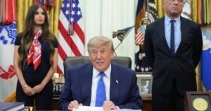 Read more about the article Trump’s vaccine plan would require millions of individual shots last used decades ago