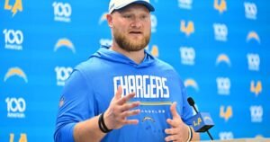 Read more about the article Center Tyler Biadasz among three Chargers injured in practice on Tuesday