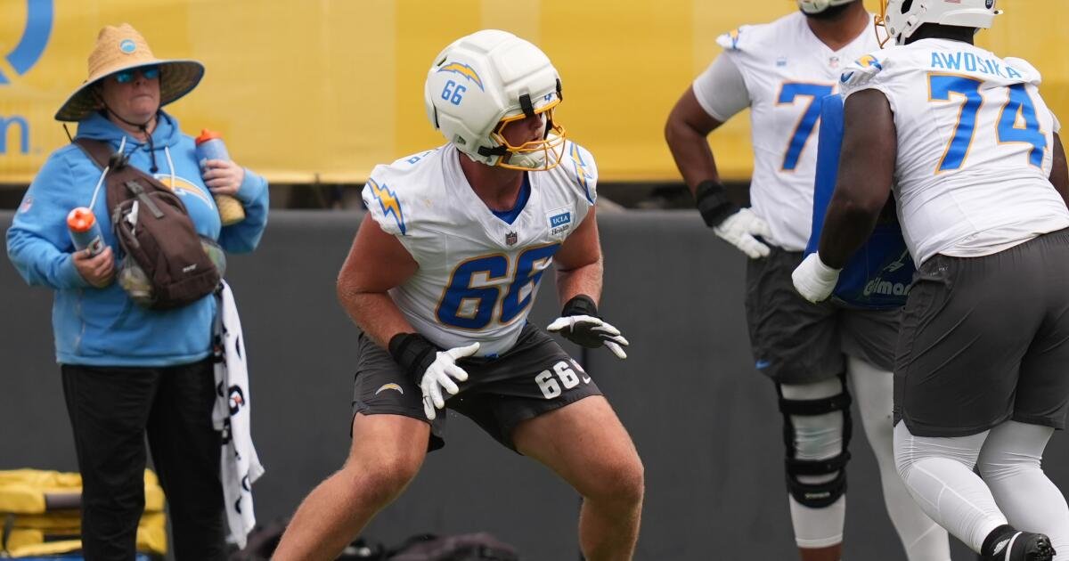 You are currently viewing Five Chargers position battles to watch against Houston Texans