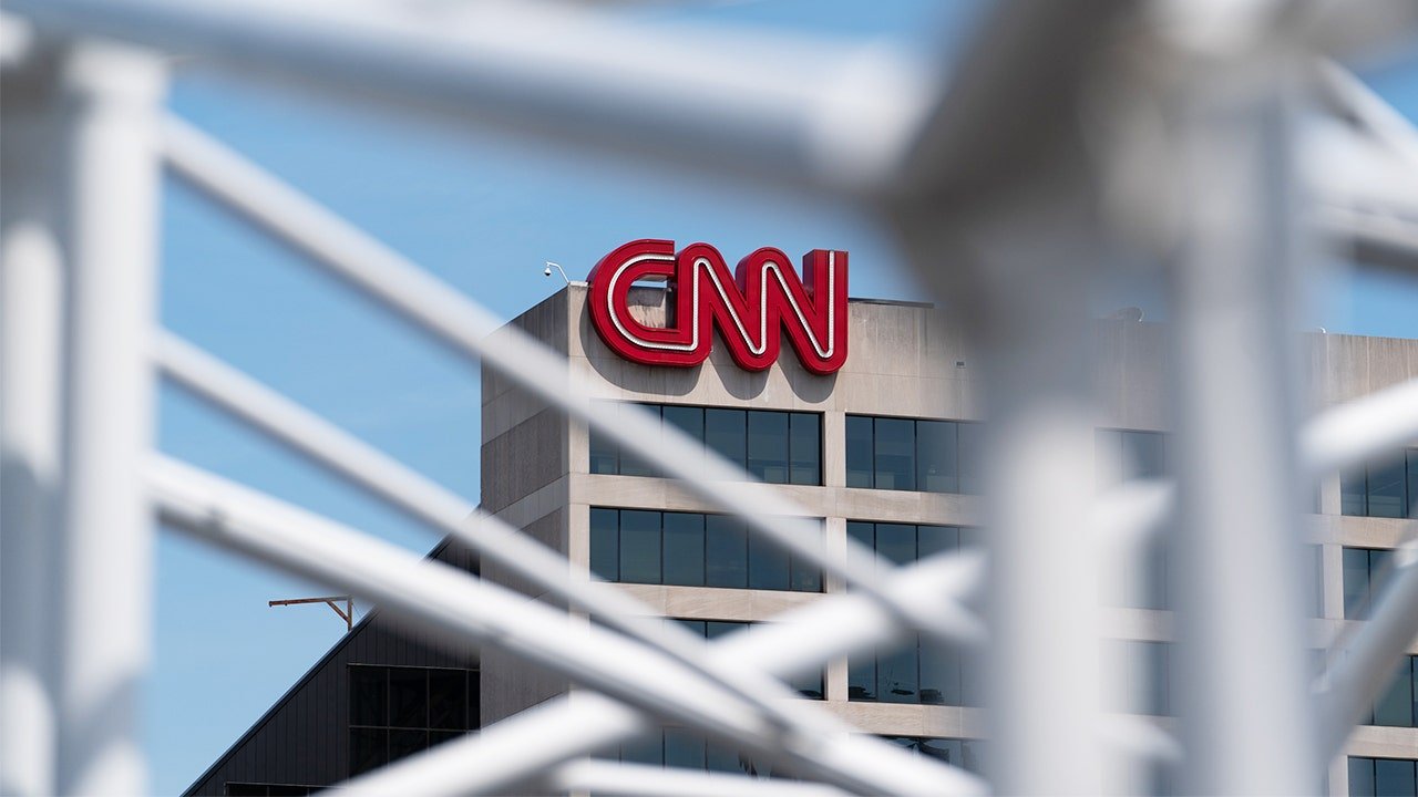 You are currently viewing CNN staffers brace for proposed editorial board from Paramount’s Ellison