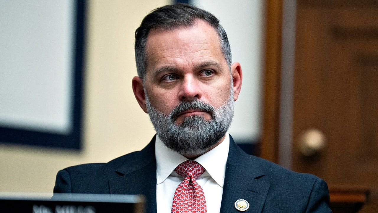 You are currently viewing Cory Mills’ fellow Florida House Republicans endorse his GOP rival