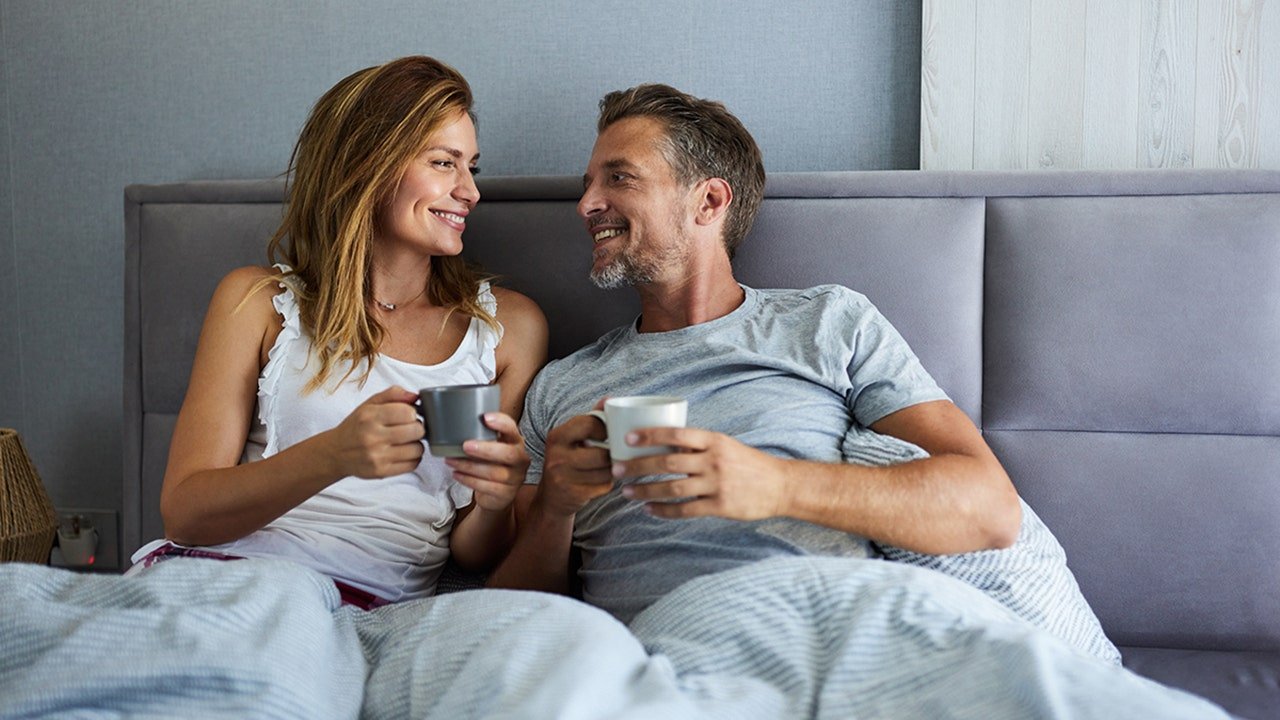 You are currently viewing Expert shares date night and flirting tips to fix a sexless marriage