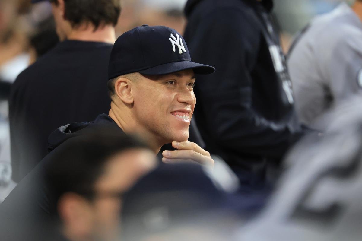 You are currently viewing Aaron Judge cleared for light activity in first positive Yankees rehab sign