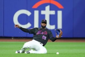 Read more about the article Why Luis Robert Jr. is sticking in center field after Mets keep him at trade deadline