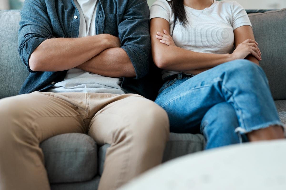 You are currently viewing Dear Abby: I want to leave my angry fiancÃ©, but Iâm afraid to hurt his kids