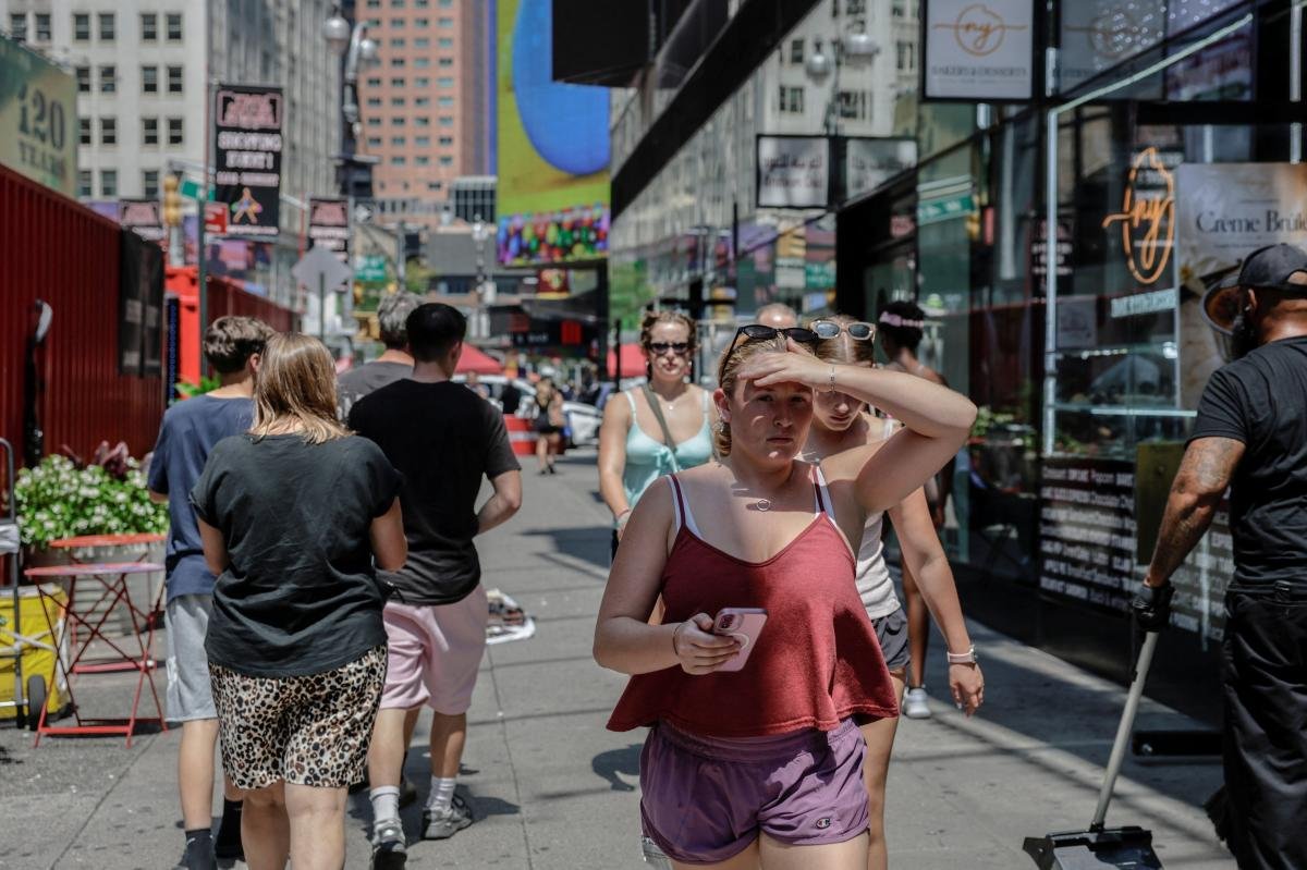 You are currently viewing ‘Caribbean’-like humidity and extreme heat to suffocate NYC for several days