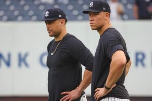 Read more about the article Aaron Boone hints at Giancarlo Stanton progress in ambiguous Yankees sign